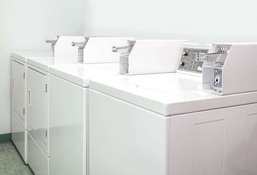 Motel Super 8 By Wyndham Kindersley