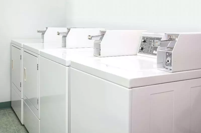 Мотель Super 8 By Wyndham Kindersley