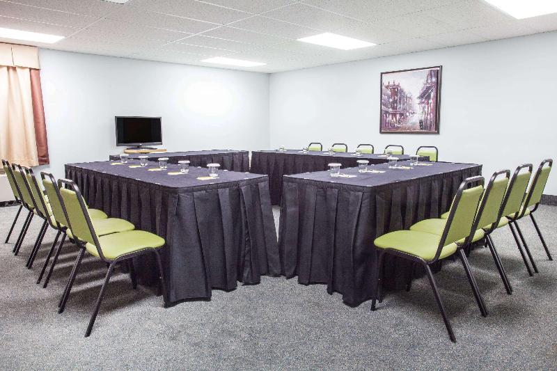 Motel Super 8 By Wyndham Kindersley