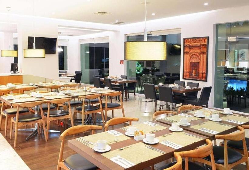 Radisson Poliforum Plaza Hotel Leon