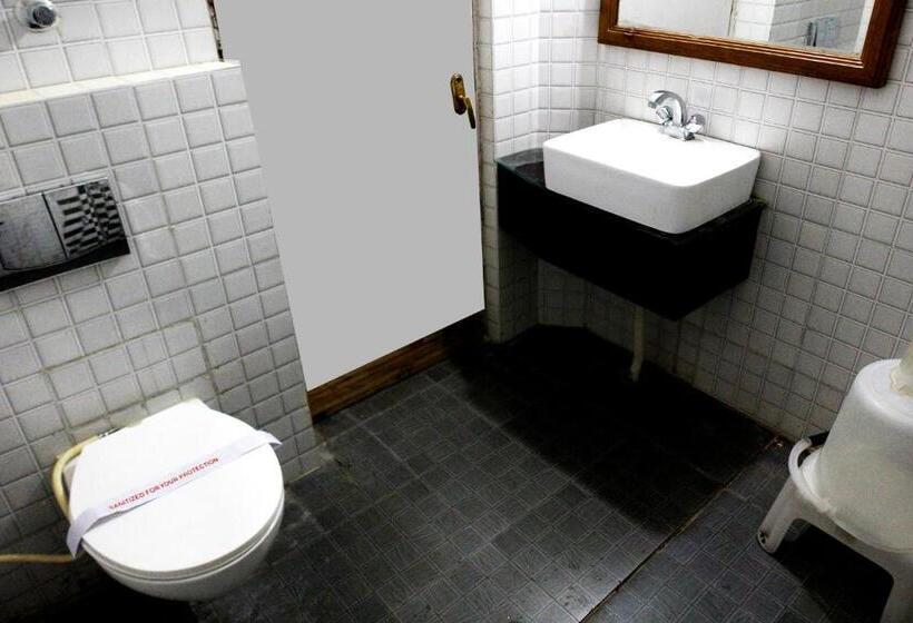 ホテル Vatika   The Riverside Resort