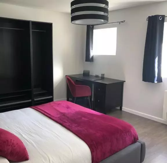 Aamiaismajoitus (B&B) Le Nid Du Franc