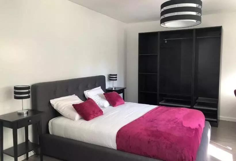 Aamiaismajoitus (B&B) Le Nid Du Franc