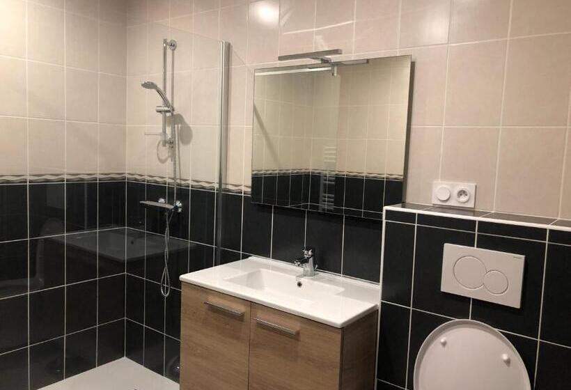 مبيت وإفطار Le Nid Du Franc