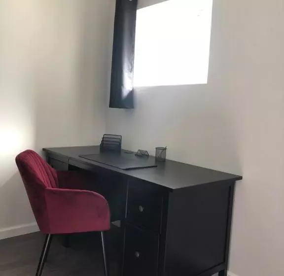 Aamiaismajoitus (B&B) Le Nid Du Franc