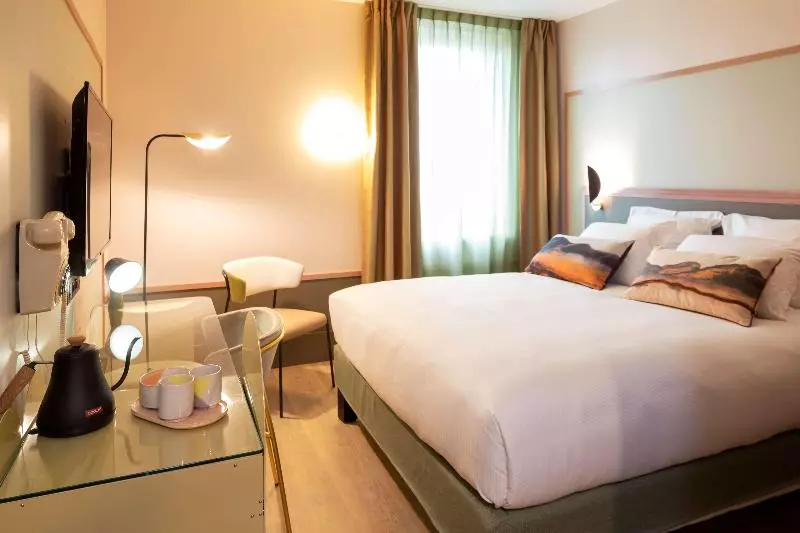 Aiden By Best Western Clermont Ferrand Hotel & Spa