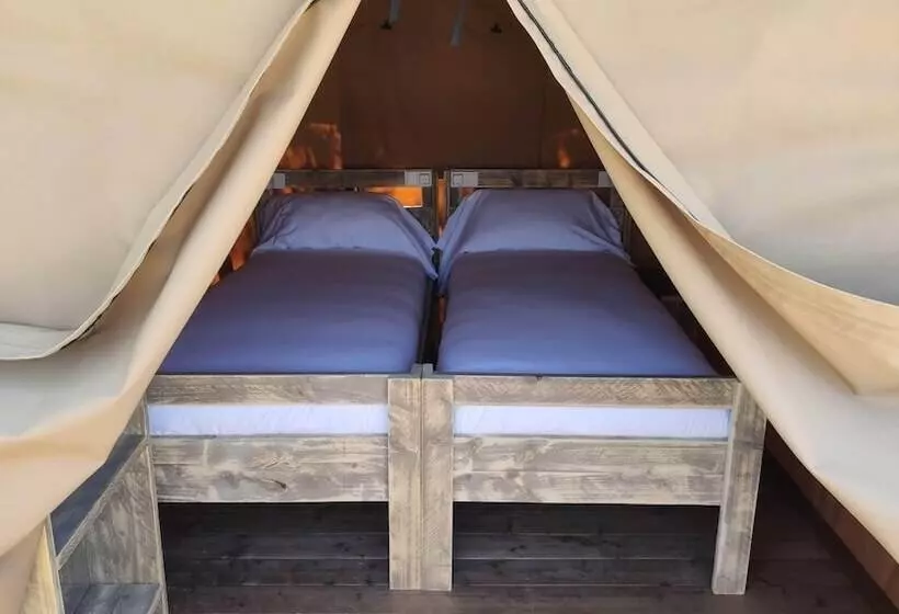 Hotelli Camping Las Gaviotas