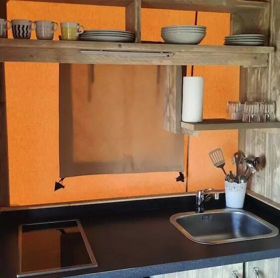 Hotelli Camping Las Gaviotas