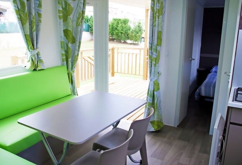 فندق Camping Las Gaviotas