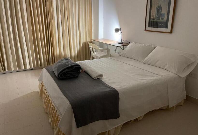 هتل Luna Roja Del Llano