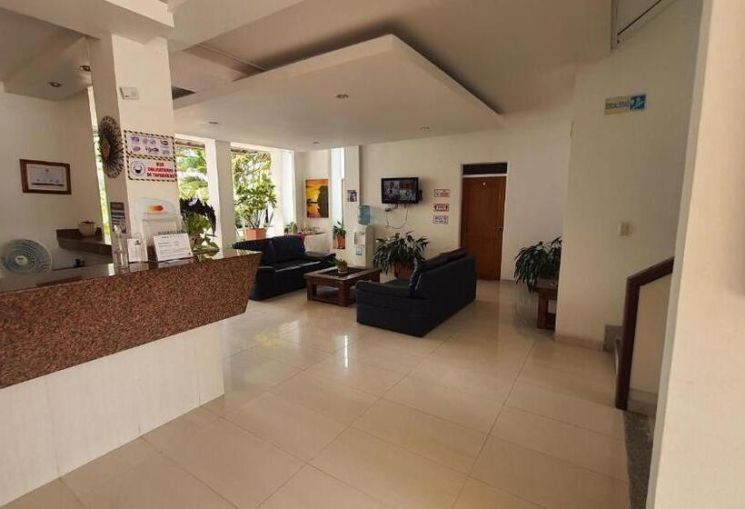 هتل Luna Roja Del Llano