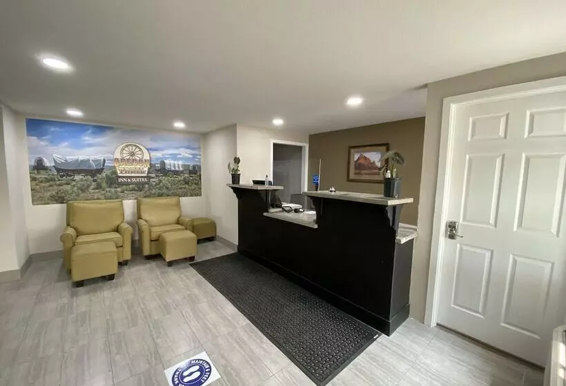 Hotelli Oregon Trail Inn And Suites