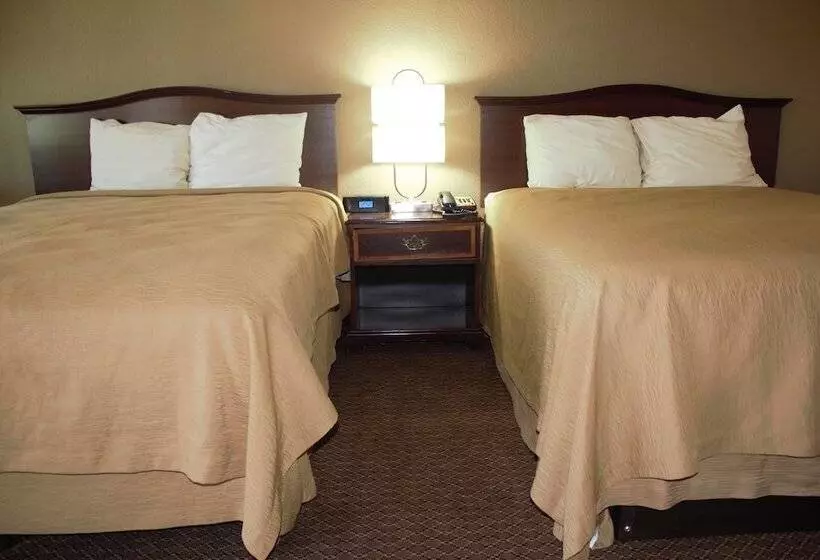 Hotelli Oregon Trail Inn And Suites