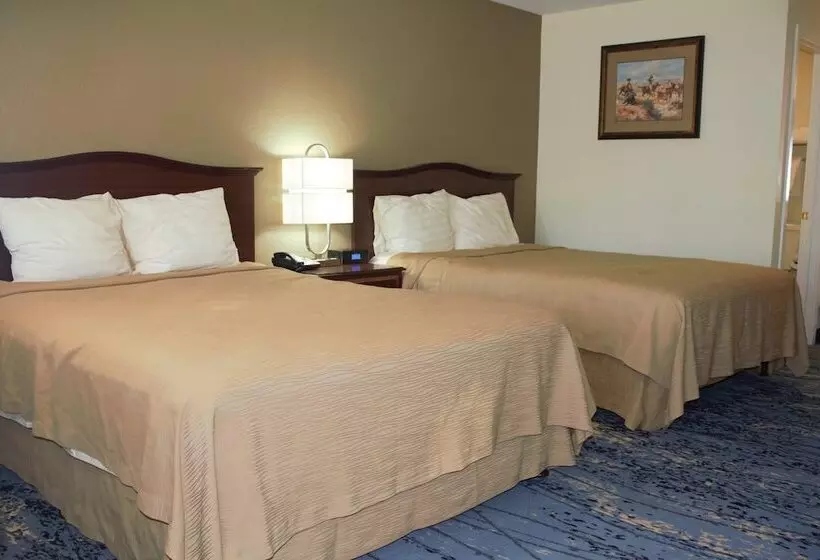 Hotelli Oregon Trail Inn And Suites