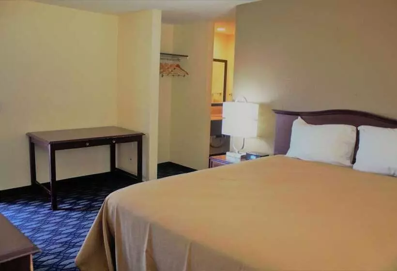 Hotelli Oregon Trail Inn And Suites