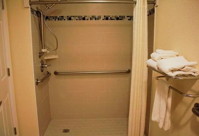 Hotelli Oregon Trail Inn And Suites