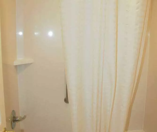 Hotelli Oregon Trail Inn And Suites