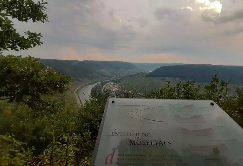 Majatalo Haus Moselliebe B&b