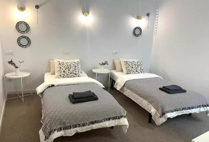 پانسیون Hola Hostel Alicante