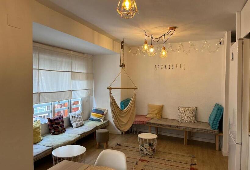 پانسیون Hola Hostel Alicante