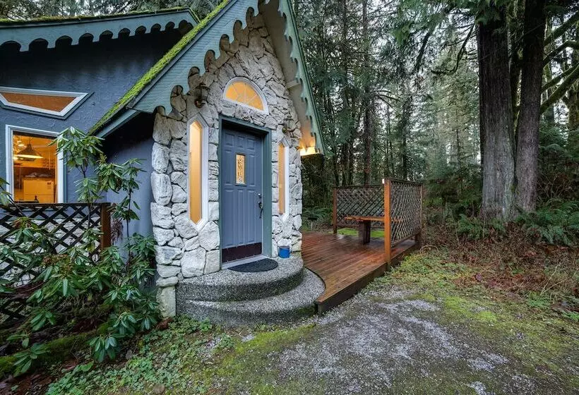 60gs   Hot Tub   Bbq   Wifi   Sleeps 2