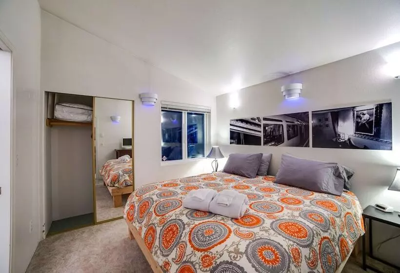 60gs   Hot Tub   Bbq   Wifi   Sleeps 2