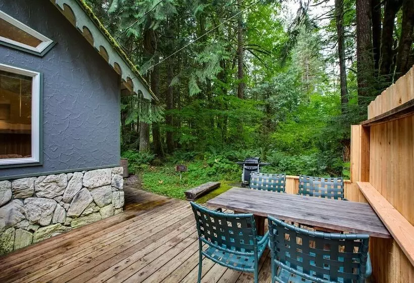 60gs   Hot Tub   Bbq   Wifi   Sleeps 2