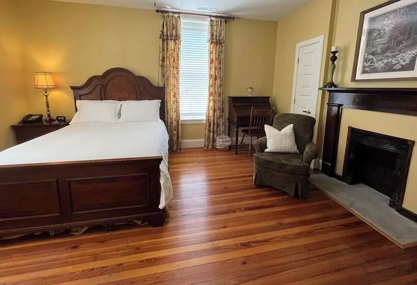 Aamiaismajoitus (B&B) Grand Lux Inn