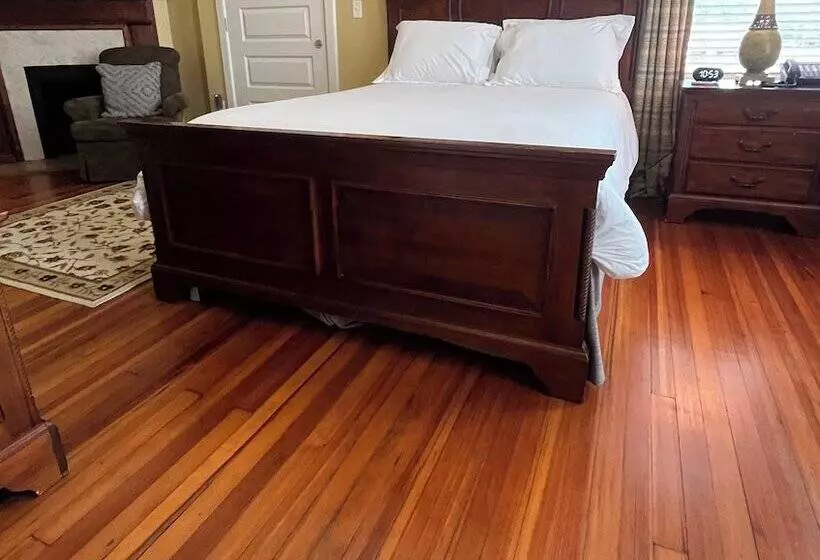 Aamiaismajoitus (B&B) Grand Lux Inn