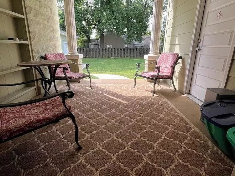 Aamiaismajoitus (B&B) Grand Lux Inn