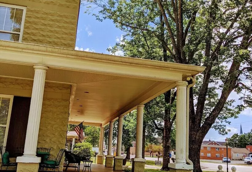 Aamiaismajoitus (B&B) Grand Lux Inn