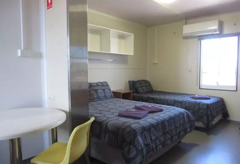 Hotelli Blackrock Tourist Park