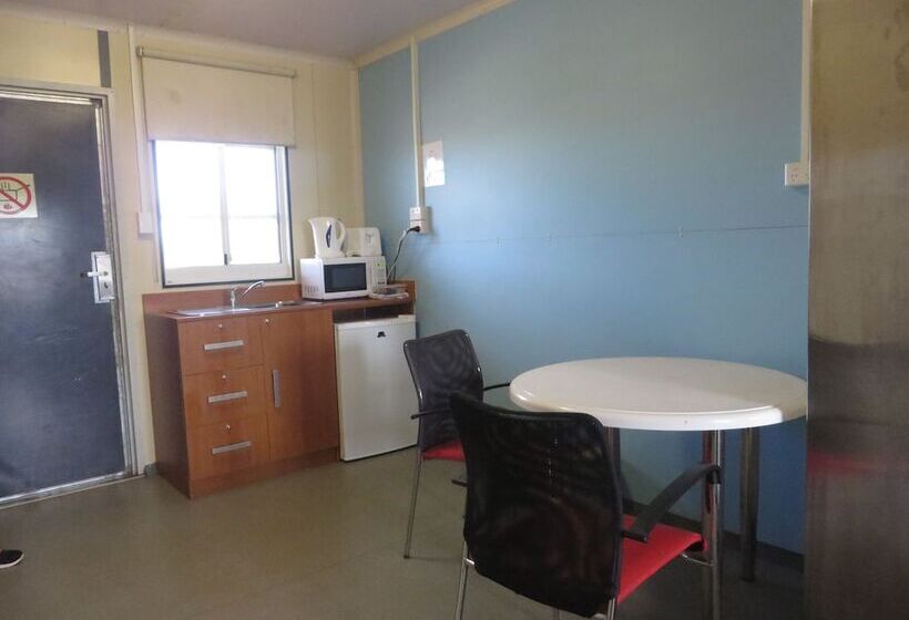 酒店 Blackrock Tourist Park