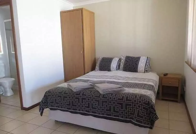 Hotelli Blackrock Tourist Park