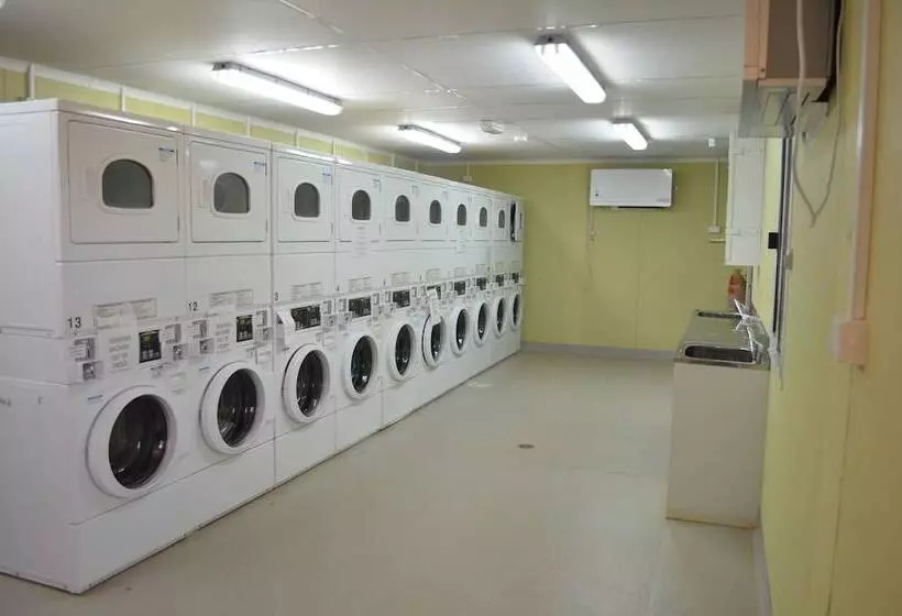 Hotelli Blackrock Tourist Park