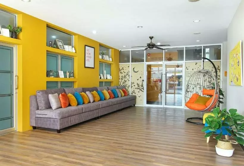 ホテル Fullroom 77 Srinakarin