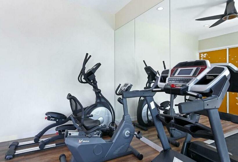 Otel Fullroom 77 Srinakarin