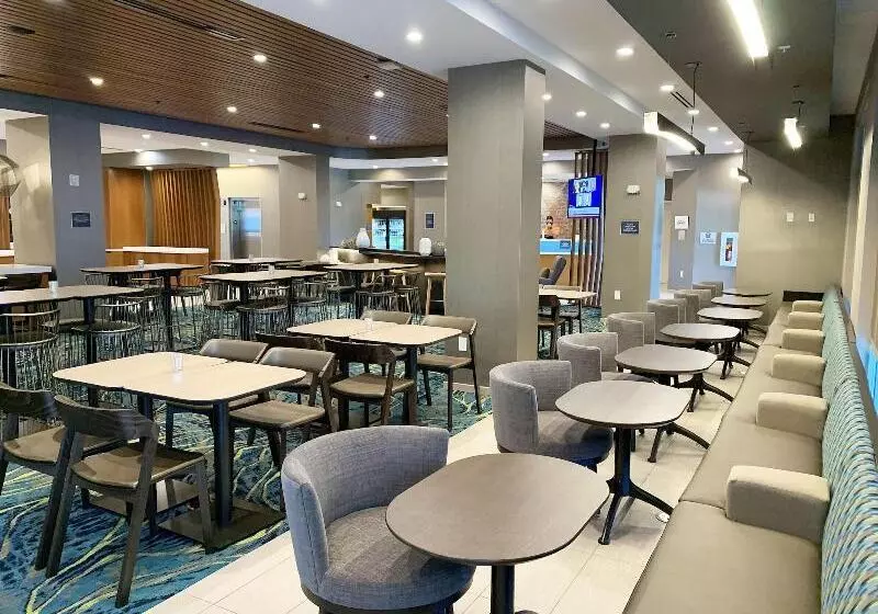ホテル Springhill Suites By Marriott Cape Canaveral Cocoa Beach