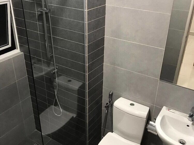 פנסיון Little Home At Green Residence Cheras