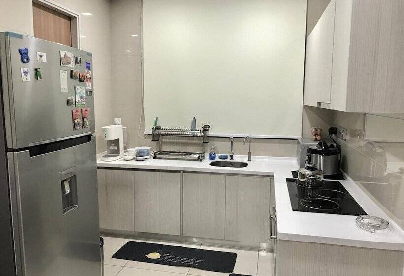 פנסיון Little Home At Green Residence Cheras