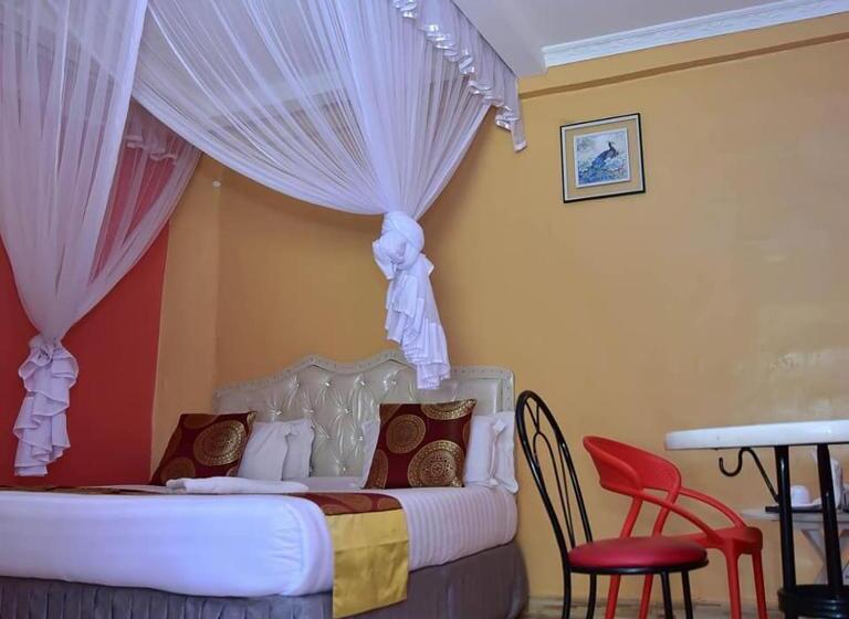 هتل Eaglesvale Resort