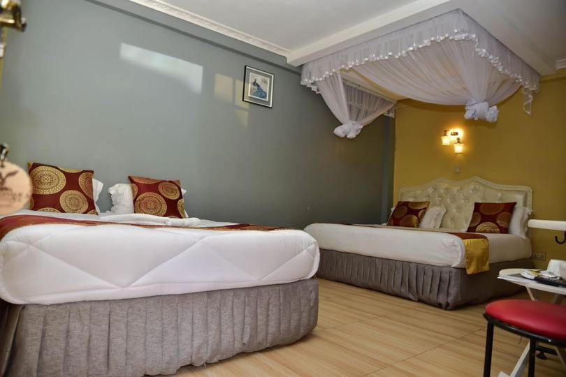 هتل Eaglesvale Resort