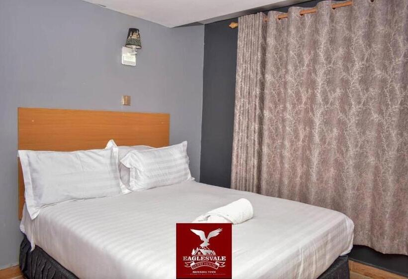 هتل Eaglesvale Resort