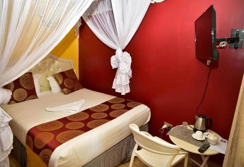 هتل Eaglesvale Resort