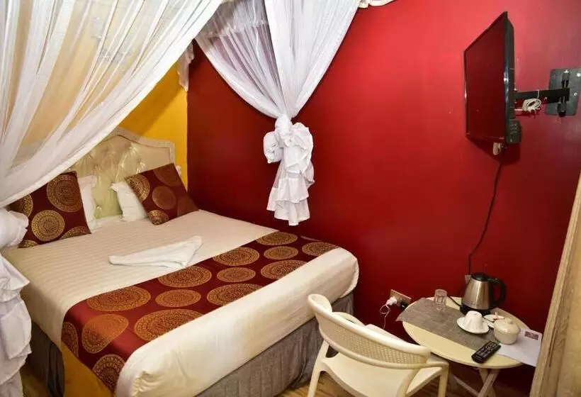هتل Eaglesvale Resort