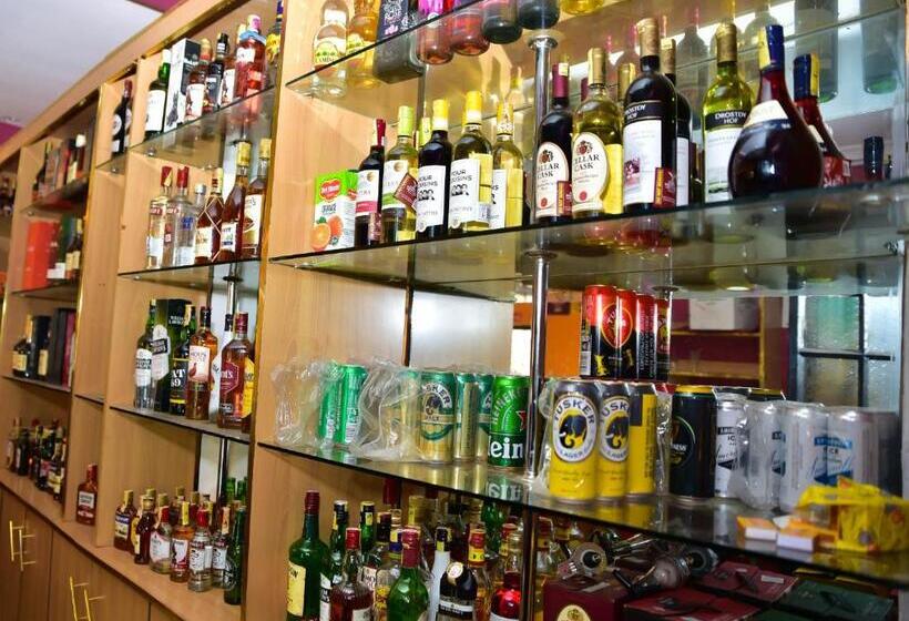 هتل Eaglesvale Resort