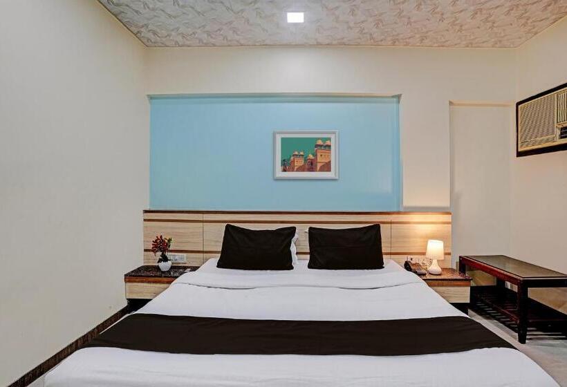 Hotel Collection O Guru Heritage Kalamboli