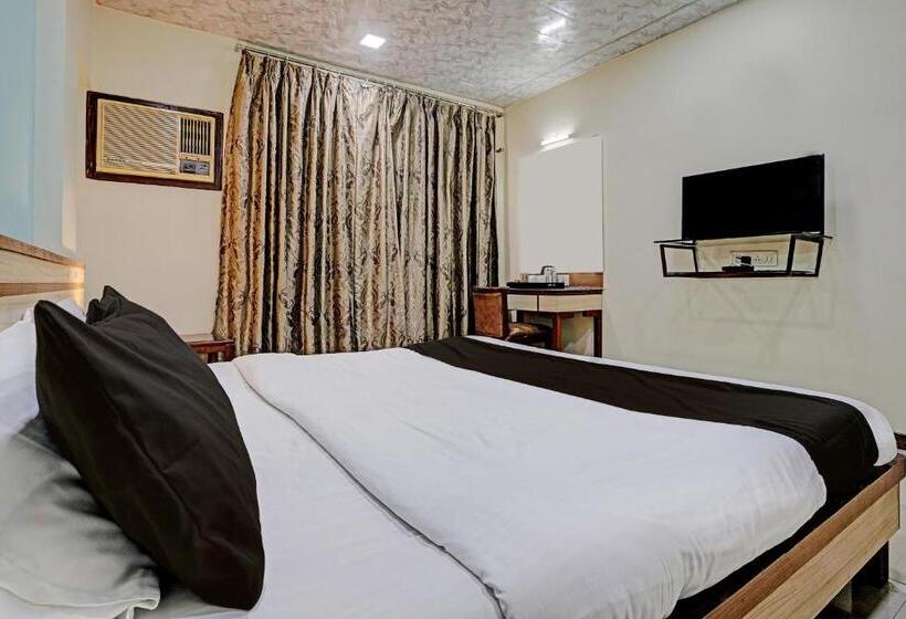 Hotel Collection O Guru Heritage Kalamboli