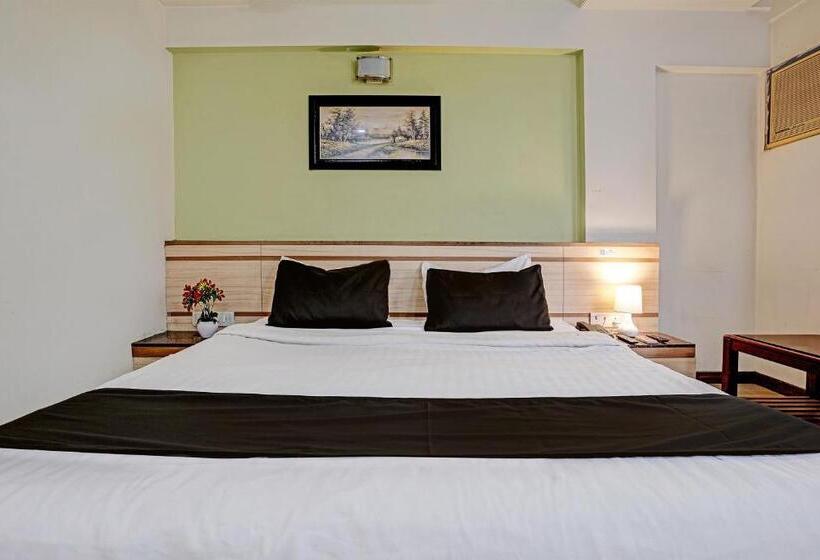 Hotel Collection O Guru Heritage Kalamboli