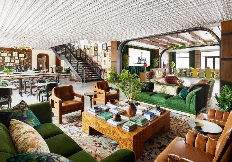 فندق Graduate By Hilton East Lansing